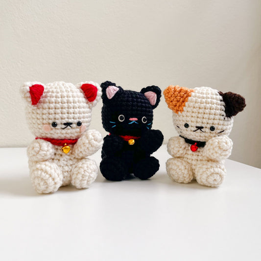 Lucky Cat Amigurumi - Cute Crochet Gift