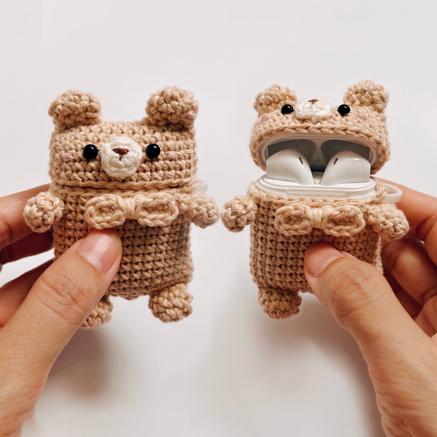Pattern Airpods Crochet with Silicone Case | Bear & Rabbit