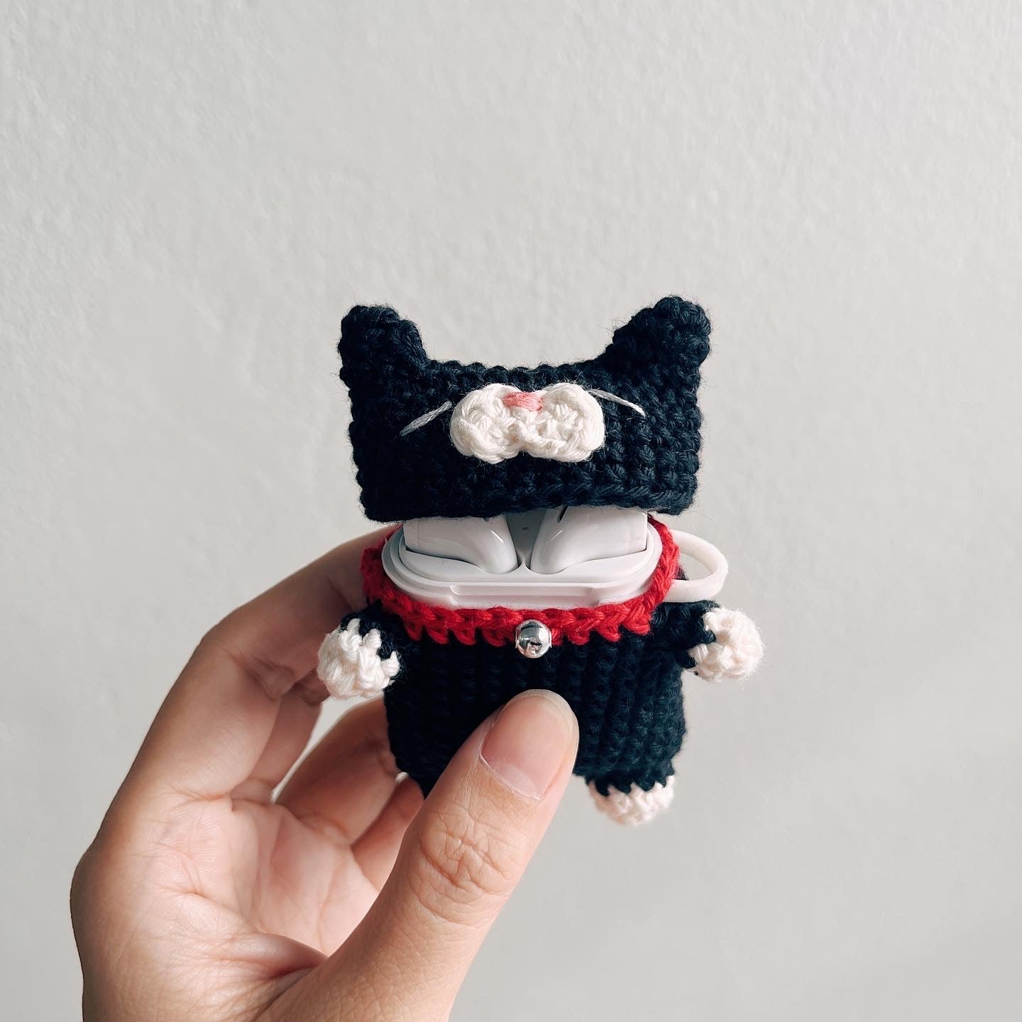 Pattern Airpods Crochet with Silicone Case | Cat & Dog