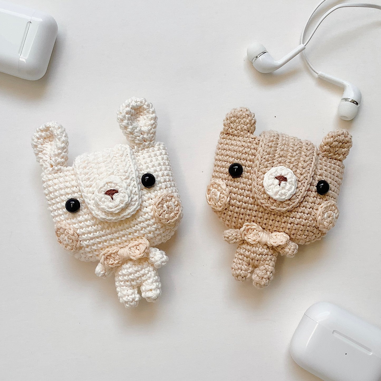 VIDEO + Pattern EarPods Pouch | Bear & Rabbit