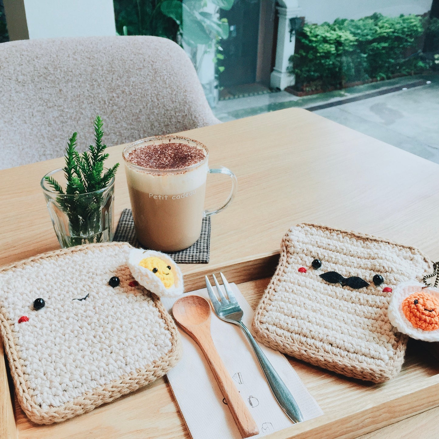 VIDEO + Pattern Bread Coin Purse with Fried Egg Keychain