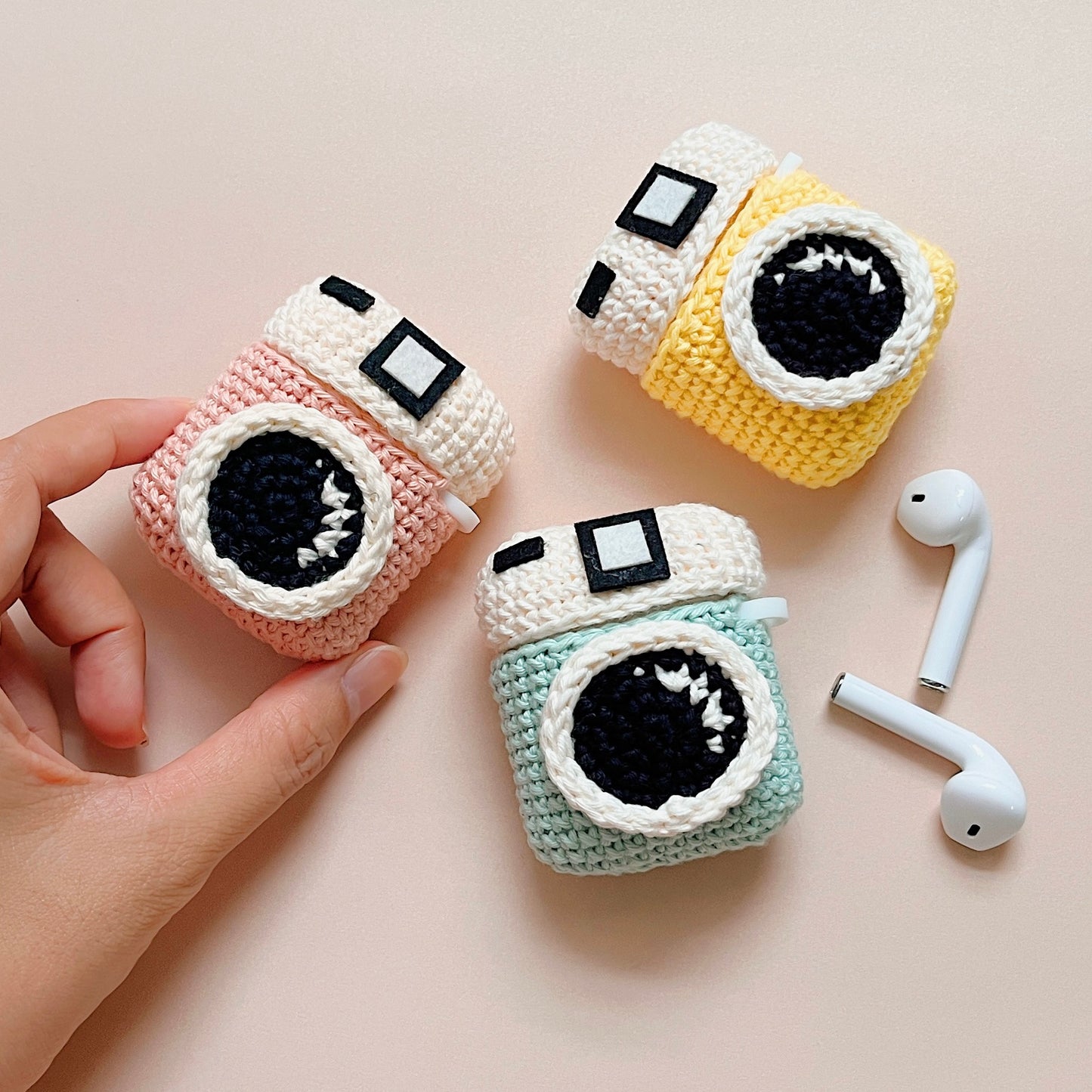 Pattern Airpods Crochet with Silicone Case | Camera