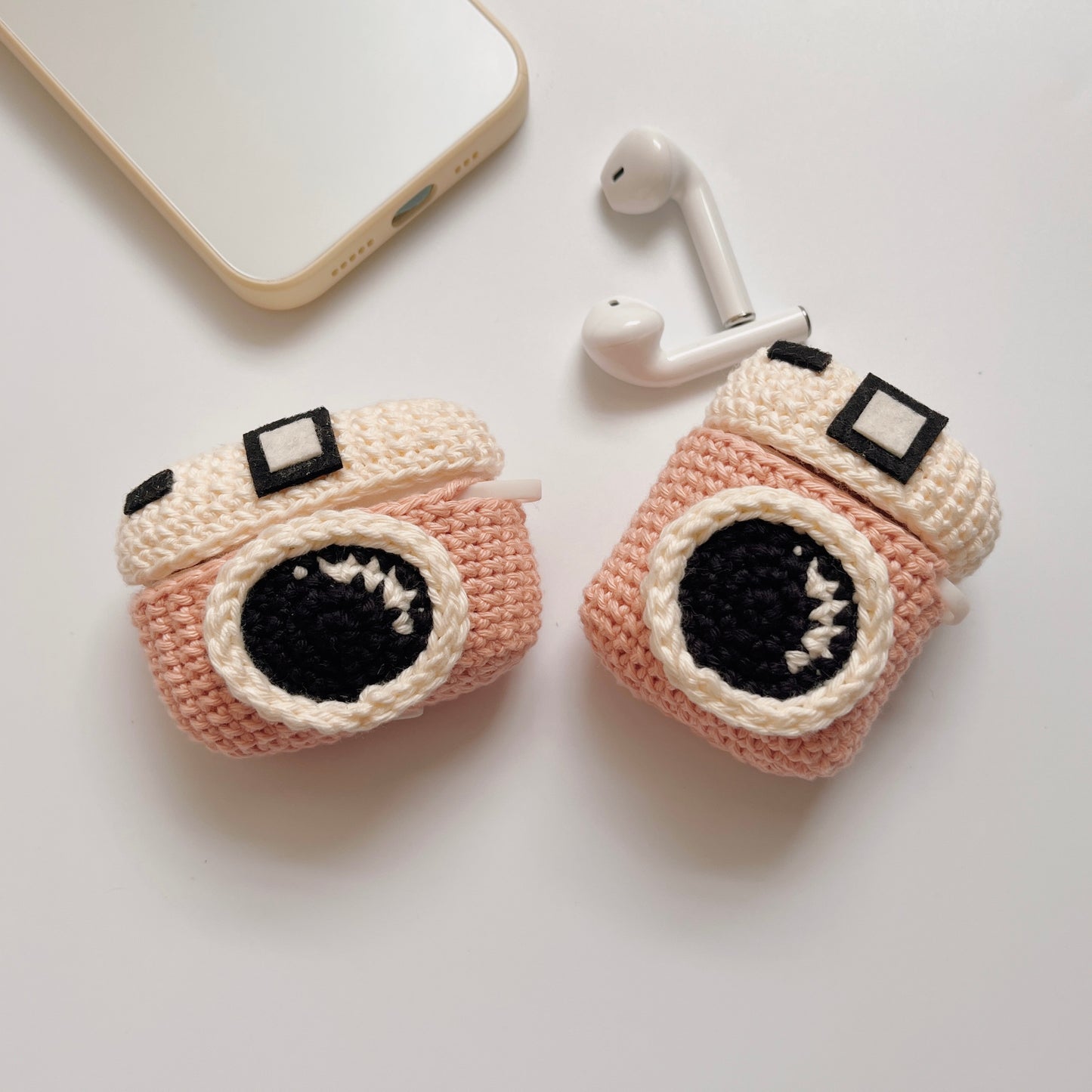 Pattern Airpods Crochet with Silicone Case | Camera