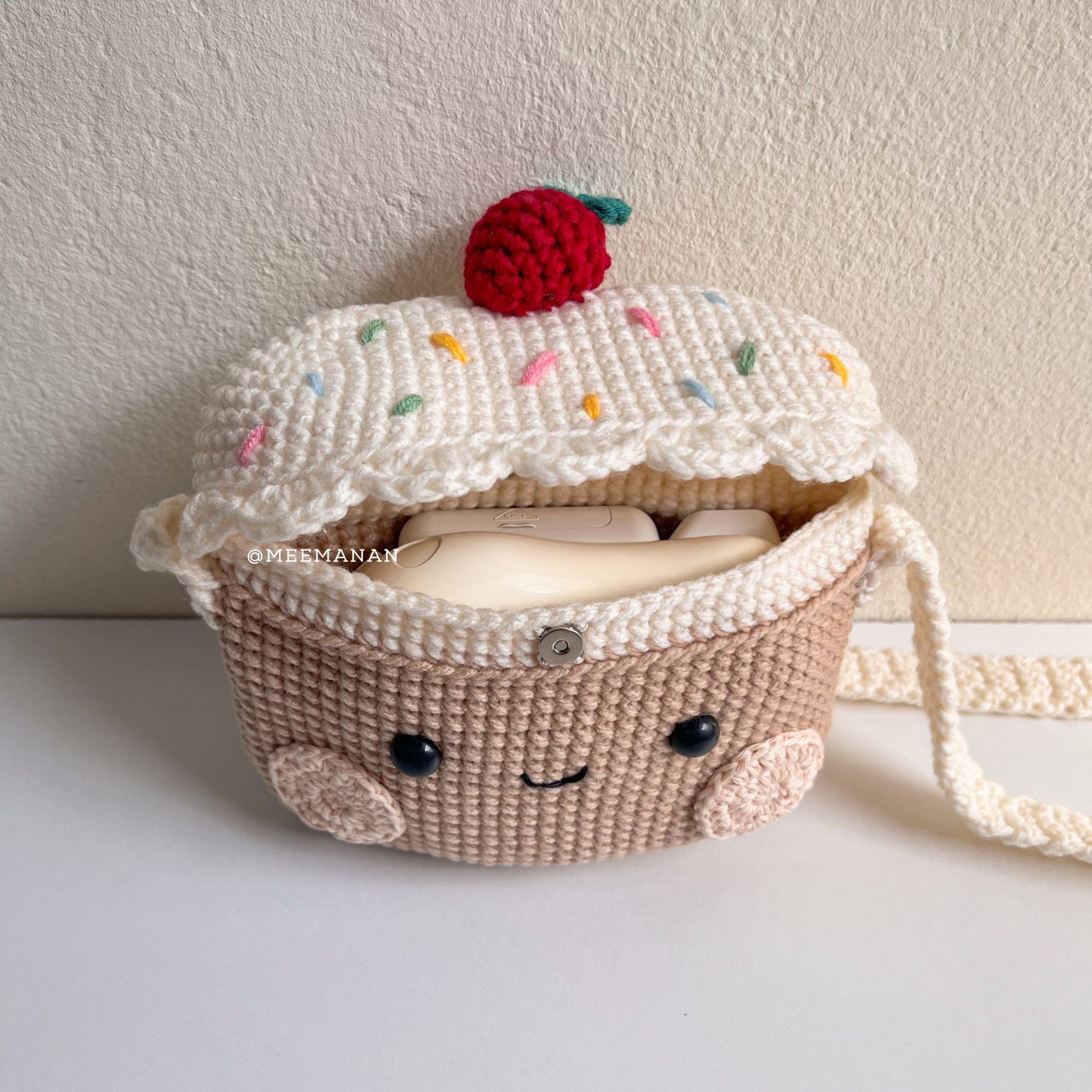 Cupcake Crochet Bag - Handmade Crossbody Purse