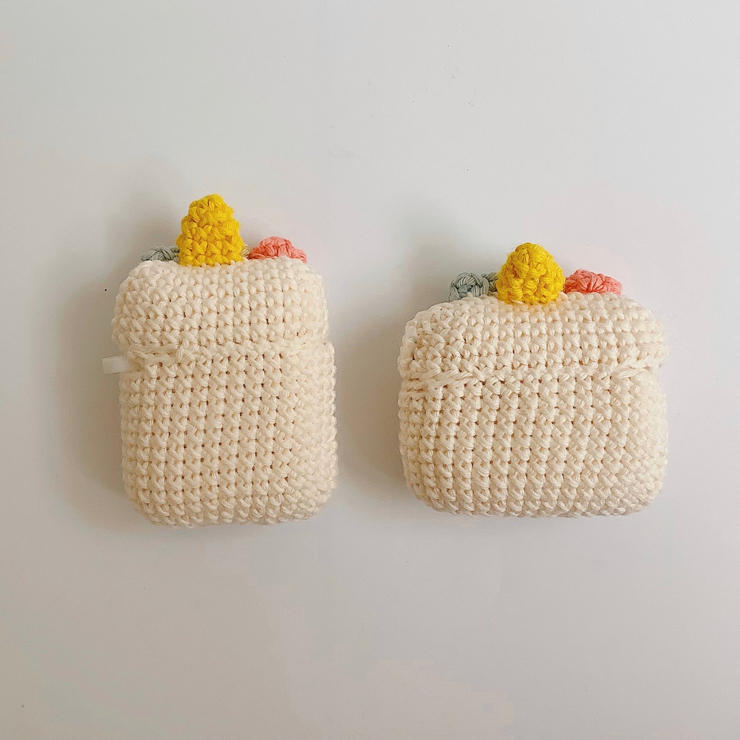 VIDEO + Pattern Tutorials Airpods Crochet with Silicone Case | Unicorn