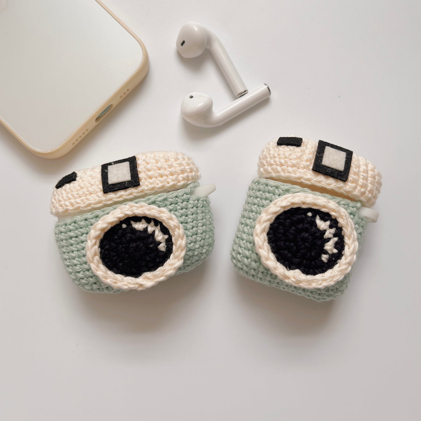 Pattern Airpods Crochet with Silicone Case | Camera